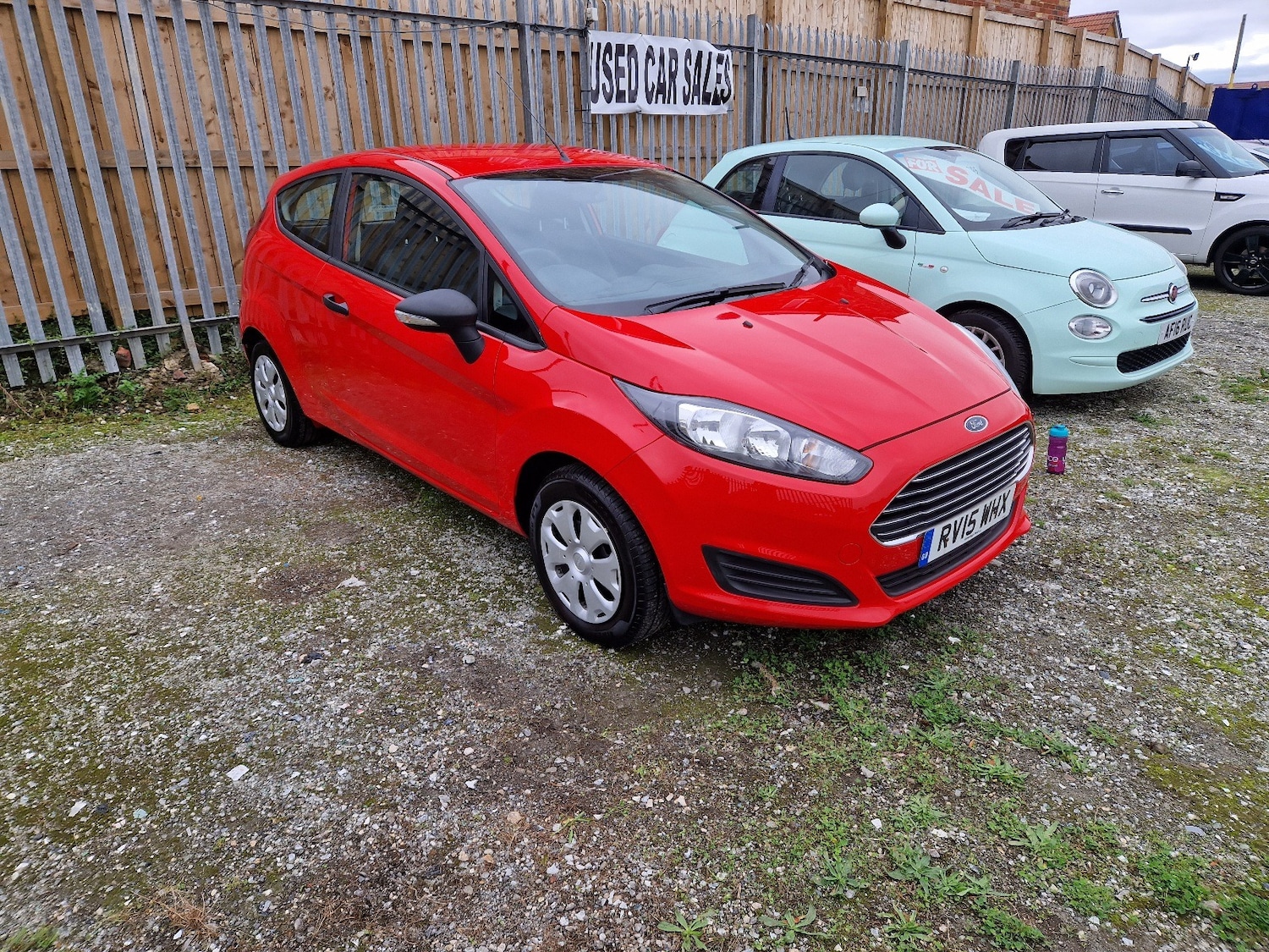 Used Ford Fiesta 2015 for sale - 76232617: Photo 1