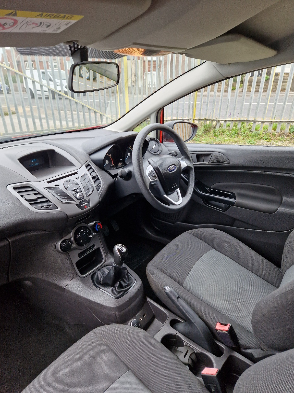 Used Ford Fiesta 2015 for sale - 76232617: Photo 10