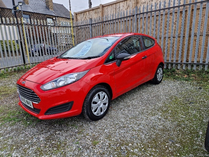 Used Ford Fiesta 2015 for sale - 76232617: Photo 12