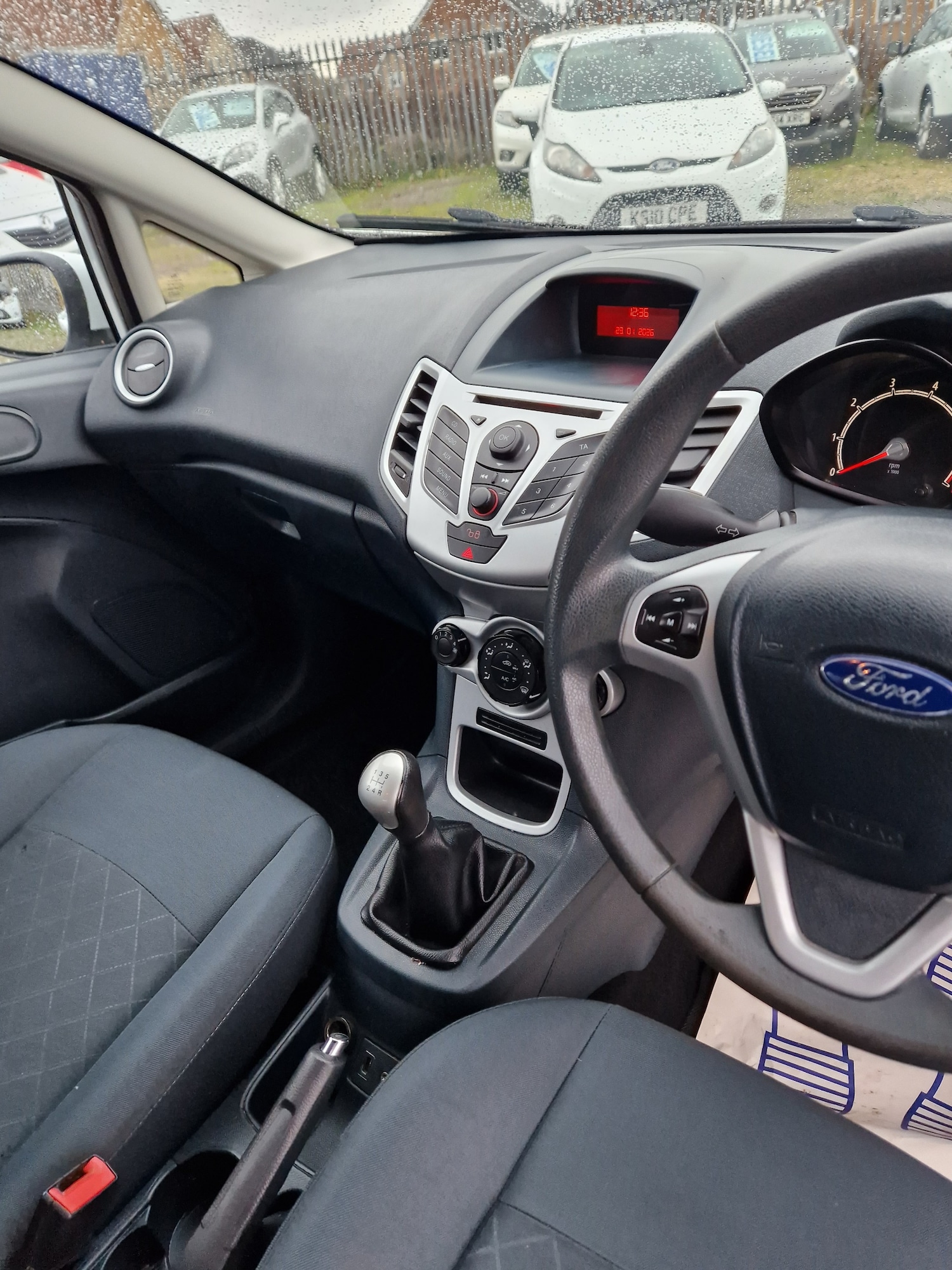 Used Ford Fiesta 2012 for sale - 77298576: Photo 9