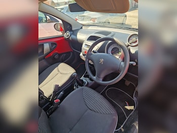 Used Peugeot 107 2014 for sale - 79207233: Photo