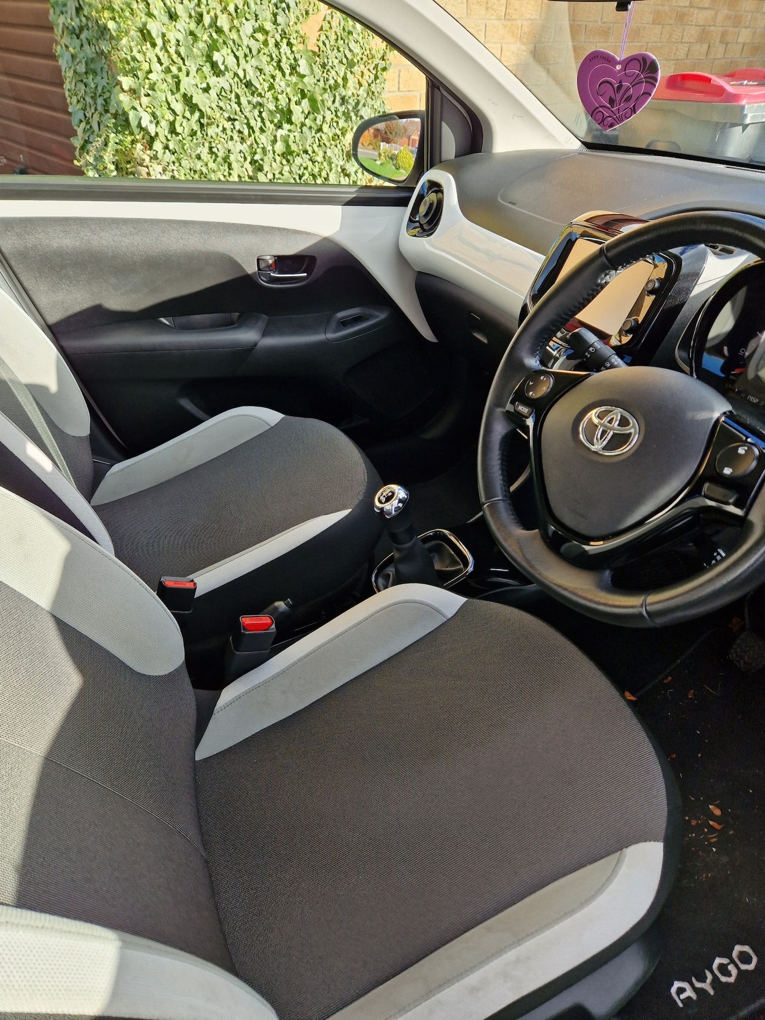 Used Toyota AYGO 2018 for sale - 76682508: Photo 6
