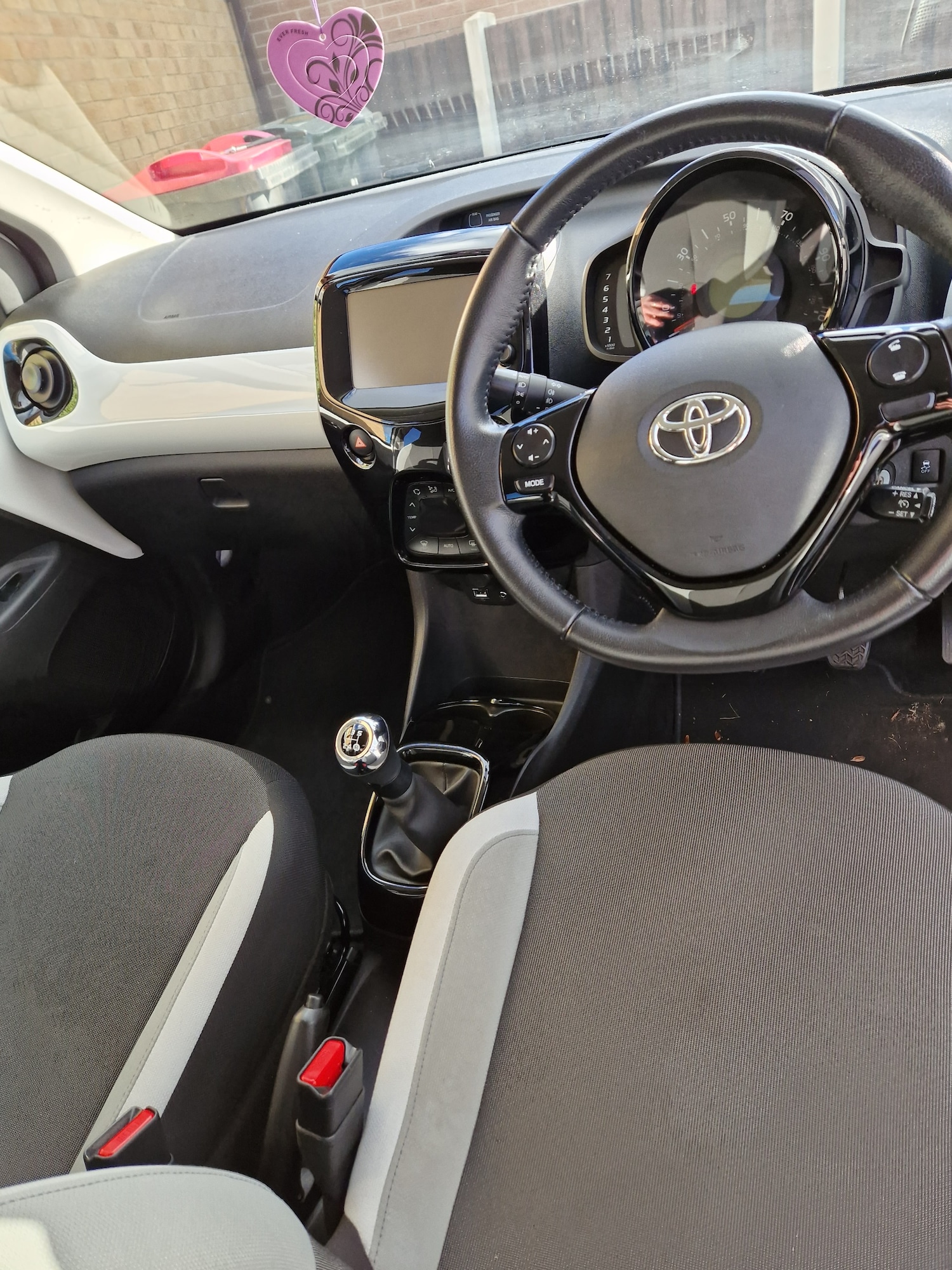 Used Toyota AYGO 2018 for sale - 76682508: Photo 7