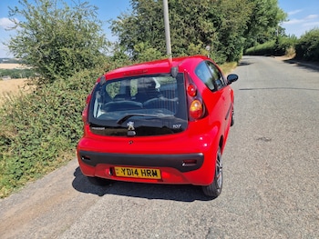 Used Peugeot 107 2014 for sale - 79252609: Photo