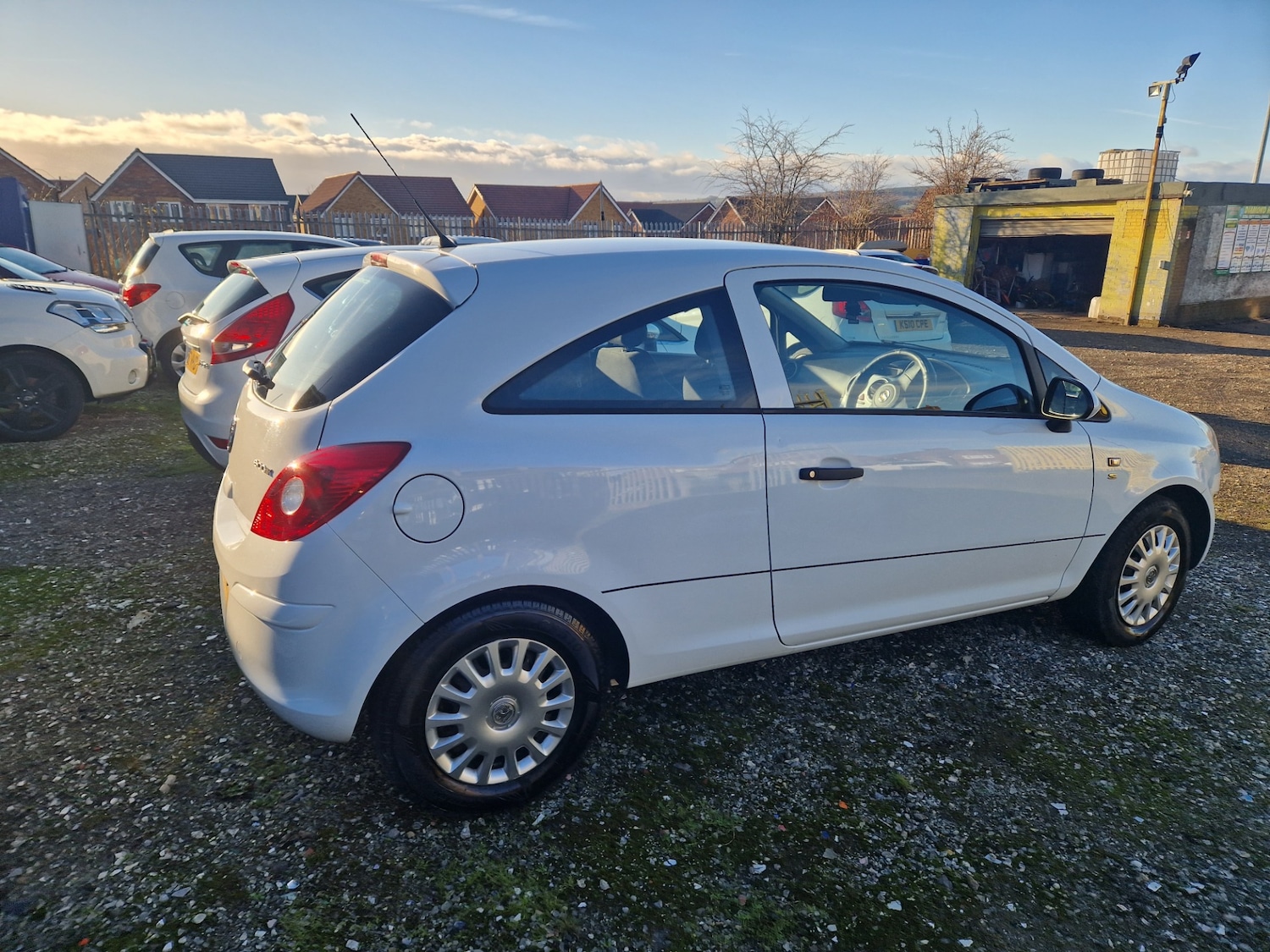 Used Vauxhall Corsa 2013 for sale - 77127595: Photo 3