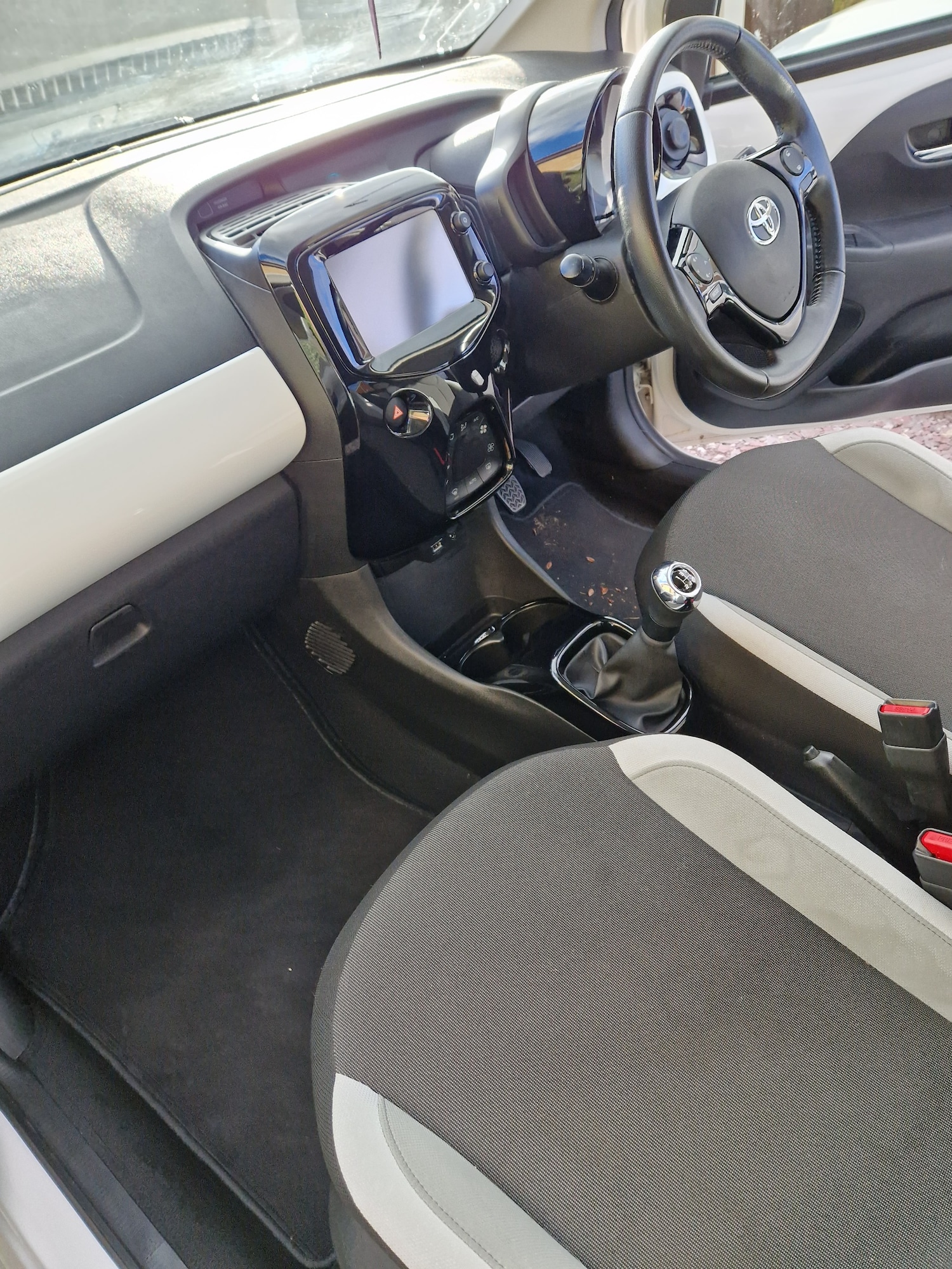 Used Toyota AYGO 2018 for sale - 77107231: Photo 6