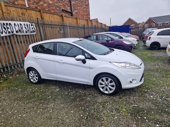 2011 (11) - 1.25 Zetec 5dr [82]