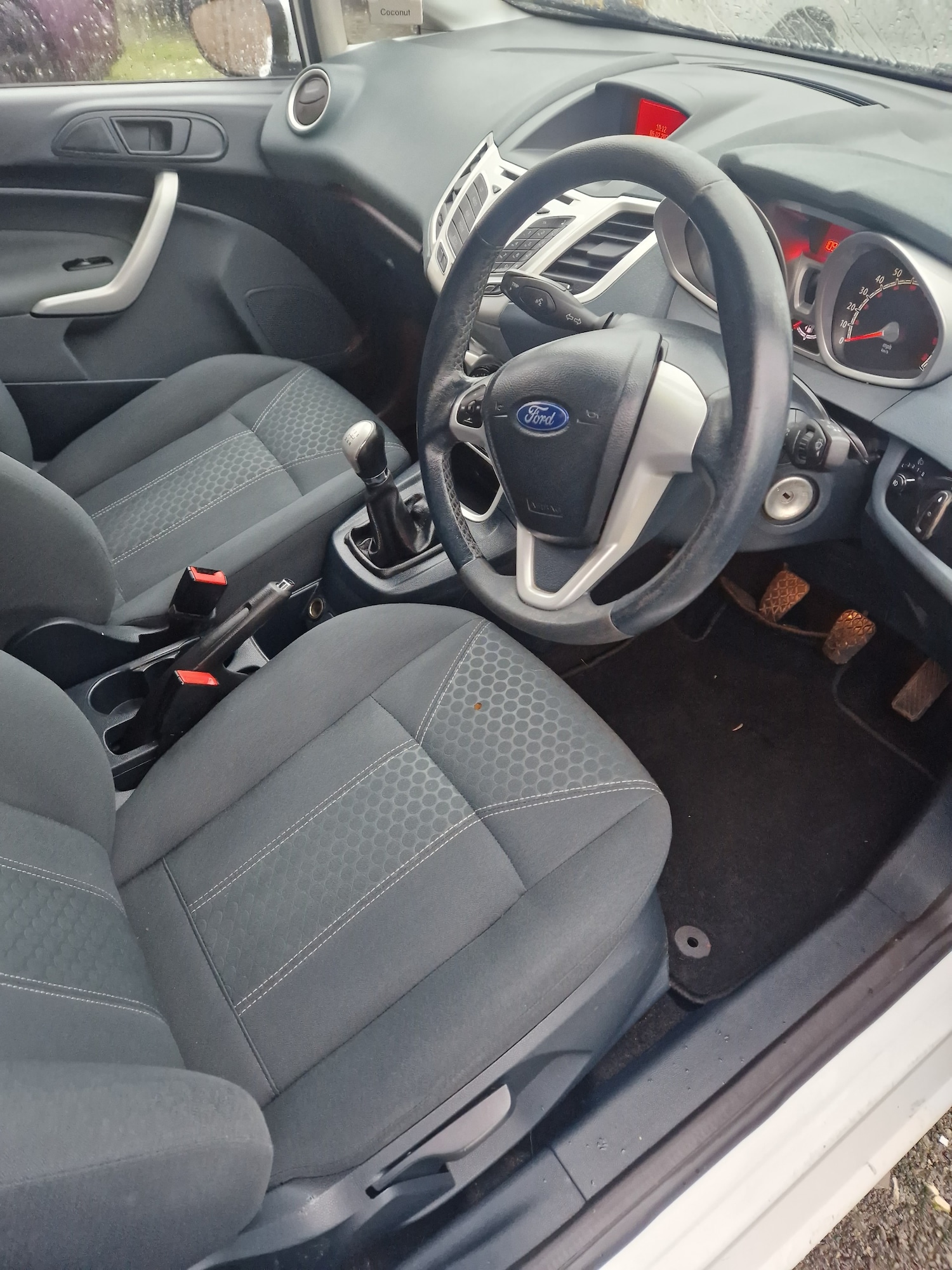 Used Ford Fiesta 2011 for sale - 77460822: Photo 3