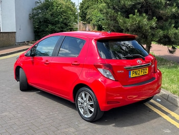 Used Toyota Yaris 2012 for sale - 78946362: Photo