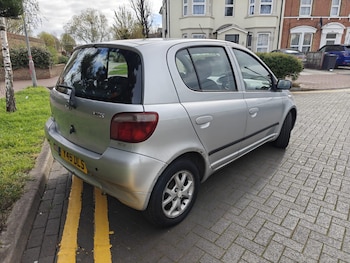 Used Toyota Yaris 2001 for sale - 78244610: Photo