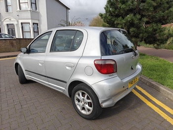 Used Toyota Yaris 2001 for sale - 78244610: Photo
