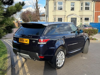 Used Land Rover Range Rover Sport 2015 for sale - 78245376: Photo