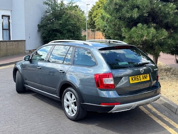 Used Skoda Octavia 2015 for sale - 79349624: Photo