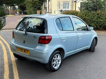 Used Toyota Yaris 2005 for sale - 79189034: Photo