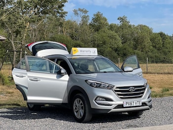 Used Hyundai TUCSON 2017 for sale - 79522393: Photo