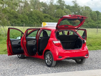 Used Toyota Yaris 2017 for sale - 79522425: Photo