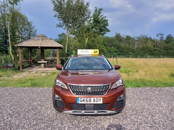 Used Peugeot 3008 2018 for sale - 79522405: Photo