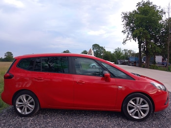 Used Vauxhall Zafira Tourer 2016 for sale - 79061506: Photo