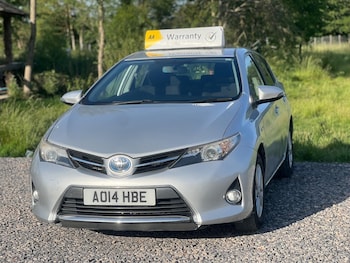 Used Toyota Auris 2014 for sale - 78752478: Photo