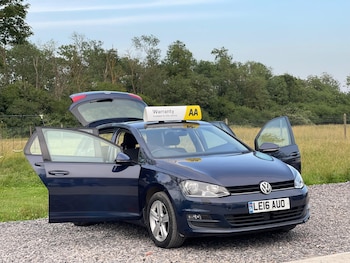 Used Volkswagen Golf 2016 for sale - 79093338: Photo