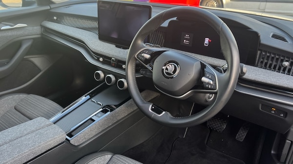 Used Skoda Superb 2024 for sale - 75526613: Photo 6
