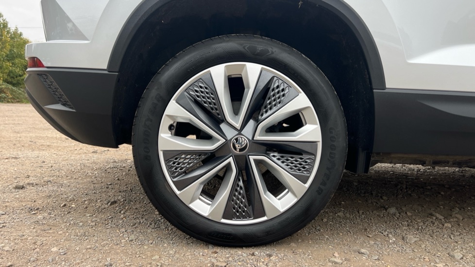 Used Skoda Karoq 2024 for sale - 76870821: Photo 18