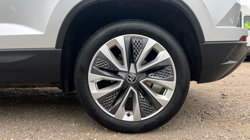 Used Skoda Karoq 2024 for sale - 76870821: Photo 19