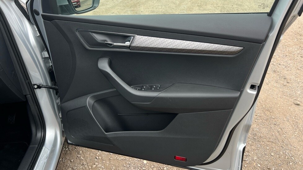 Used Skoda Karoq 2024 for sale - 76870821: Photo 33