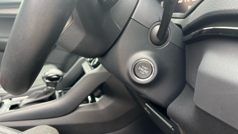 Used Skoda Karoq 2024 for sale - 76870821: Photo 36