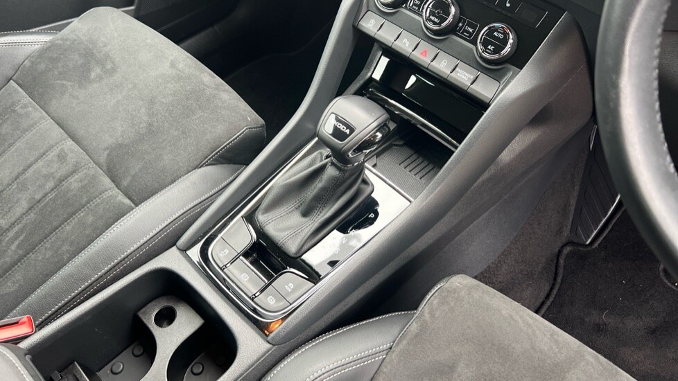 Used Skoda Karoq 2024 for sale - 76870821: Photo 37