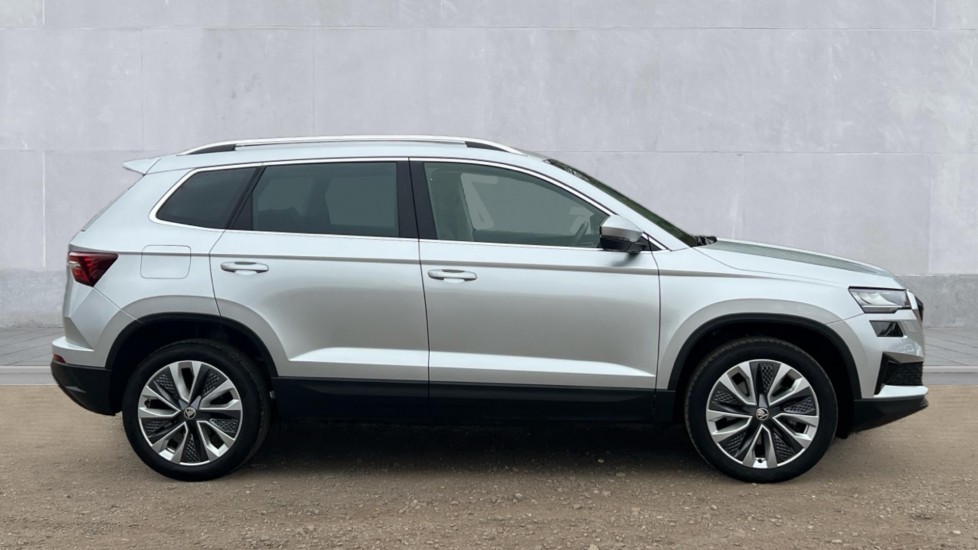 Used Skoda Karoq 2024 for sale - 76870821: Photo 4