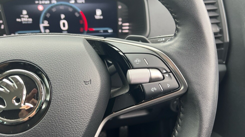 Used Skoda Karoq 2024 for sale - 76870821: Photo 51