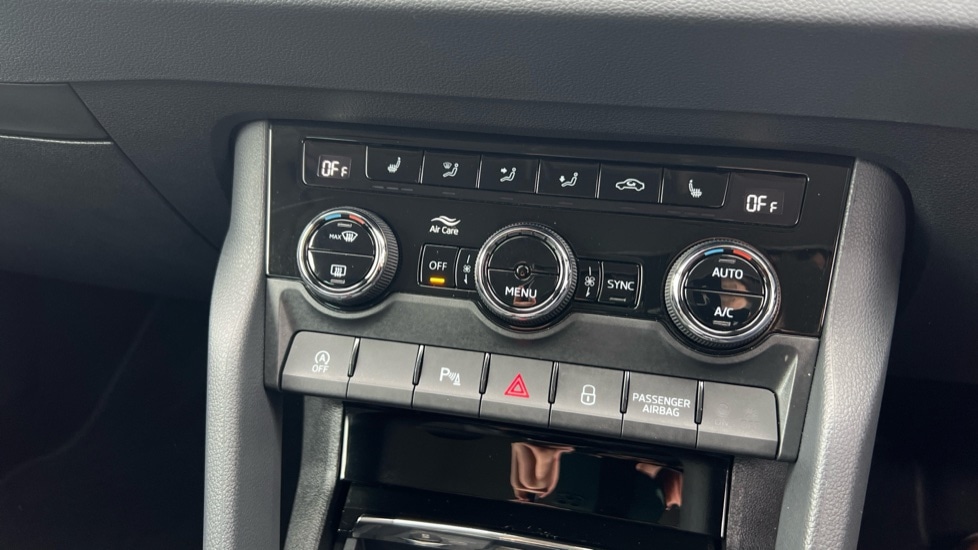 Used Skoda Karoq 2024 for sale - 76870821: Photo 54