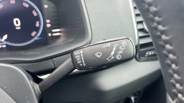 Used Skoda Karoq 2022 for sale - 76062243: Photo 37