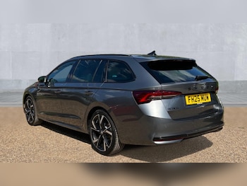 Used Skoda Octavia 2025 for sale - 76458813: Photo