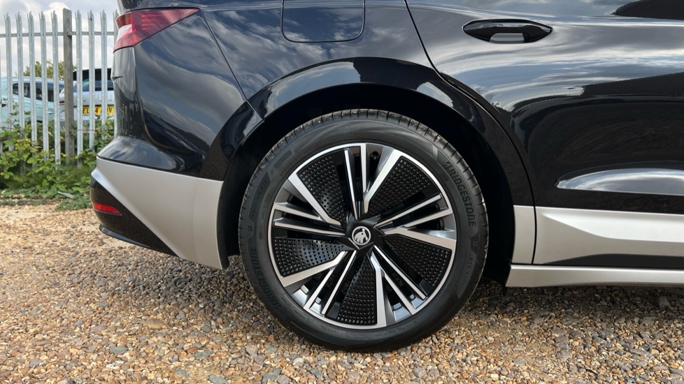 Used Skoda Enyaq 2025 for sale - 76140098: Photo 18