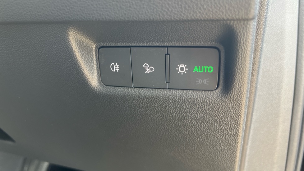 Used Skoda Enyaq 2025 for sale - 76140098: Photo 43