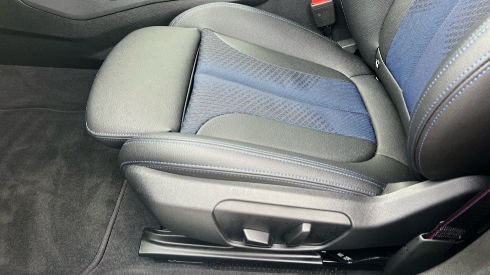 Used BMW 2 Series 2023 for sale - 76507507: Photo 32