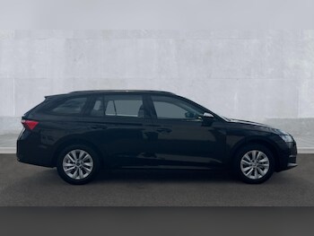Used Skoda Octavia 2024 for sale - 75472436: Photo