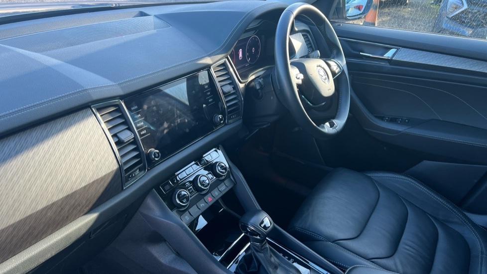 Used Skoda Kodiaq 2024 for sale - 76872323: Photo 2