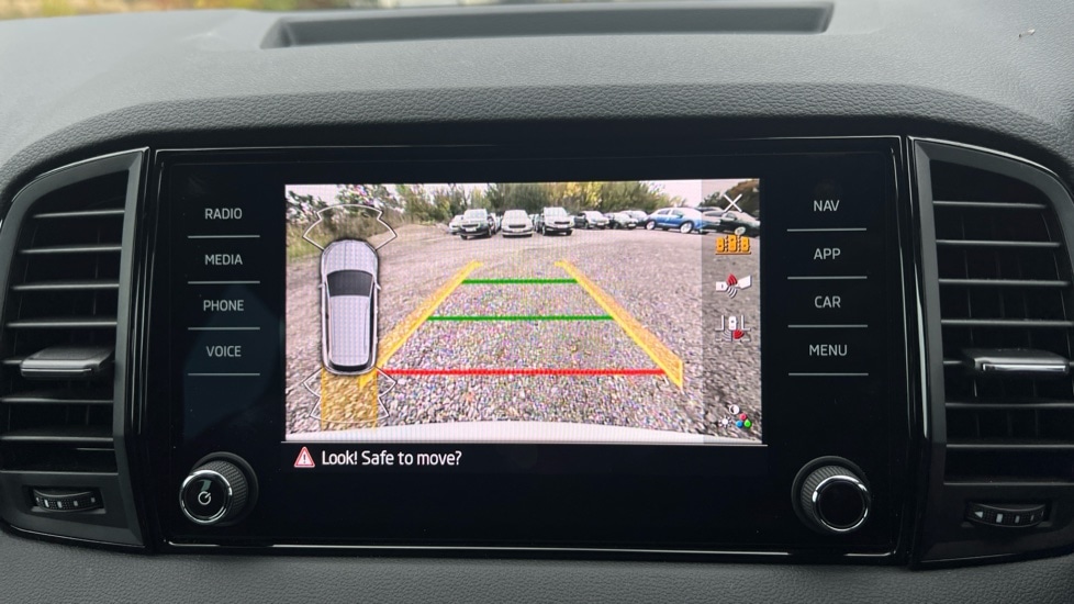 Used Skoda Karoq 2025 for sale - 76563748: Photo 22