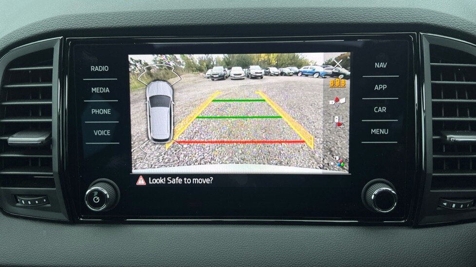 Used Skoda Karoq 2025 for sale - 76563748: Photo 34