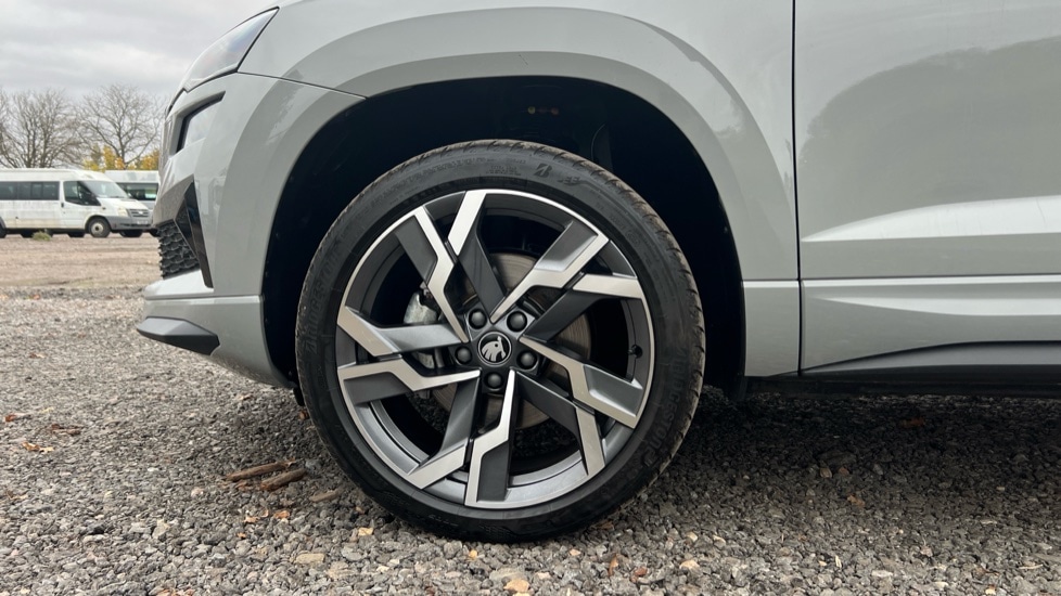 Used Skoda Karoq 2025 for sale - 76563748: Photo 5