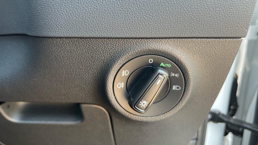 Used Skoda Karoq 2024 for sale - 76190952: Photo 48