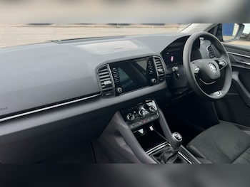 Used Skoda Karoq 2024 for sale - 75472386: Photo