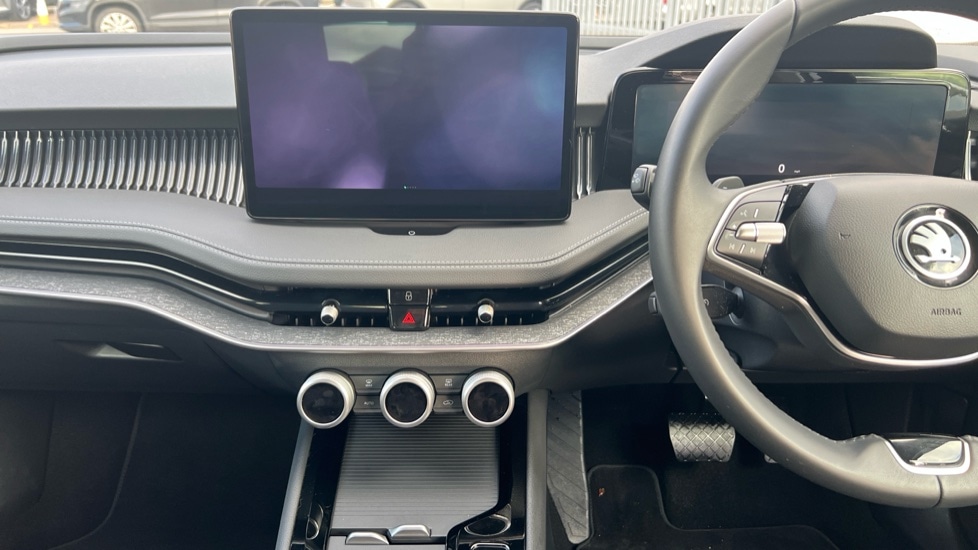 Used Skoda Superb 2025 for sale - 76869201: Photo 13