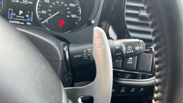 Used Mitsubishi Outlander 2018 for sale - 76098010: Photo 24