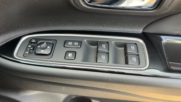 Used Mitsubishi Outlander 2018 for sale - 76098010: Photo 43