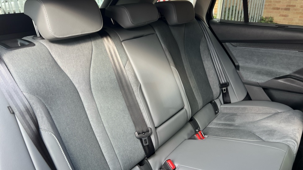 Used Skoda Enyaq 2025 for sale - 76871255: Photo 15