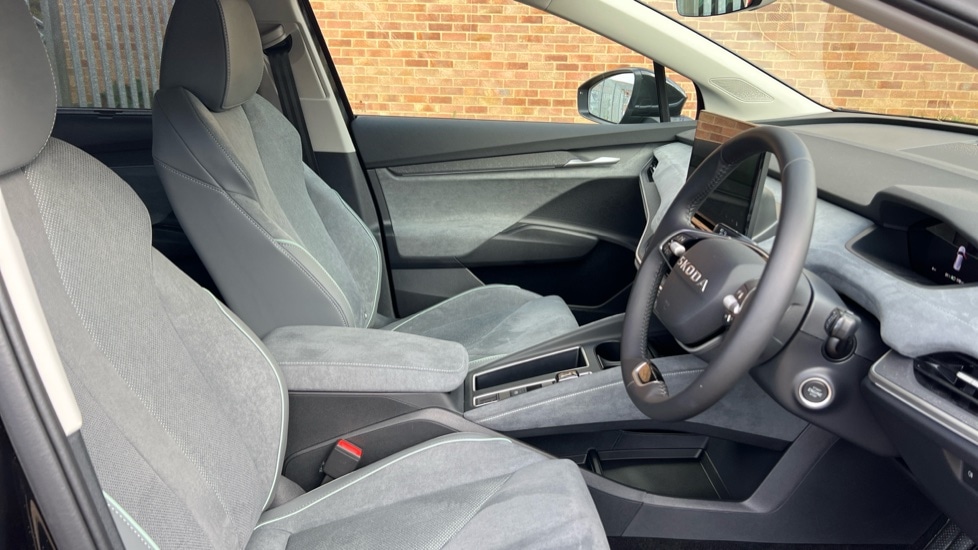 Used Skoda Enyaq 2025 for sale - 76871255: Photo 26